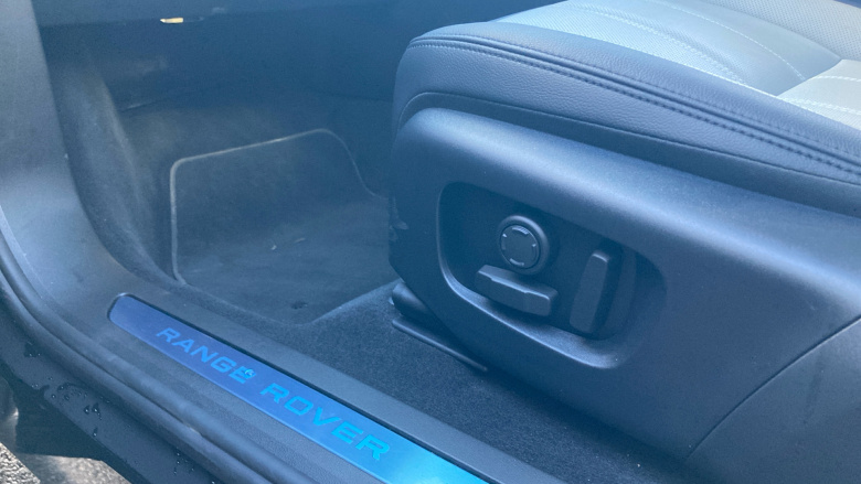 Land Rover Range Rover Evoque 2.0 D200 Edition 5dr Auto Diesel Hatchback